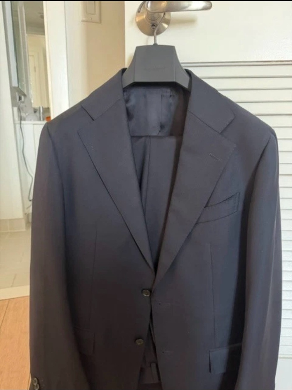 SuitSupply Havana Fit 42R Navy Blue Wool Suit – Preowned, Excellent